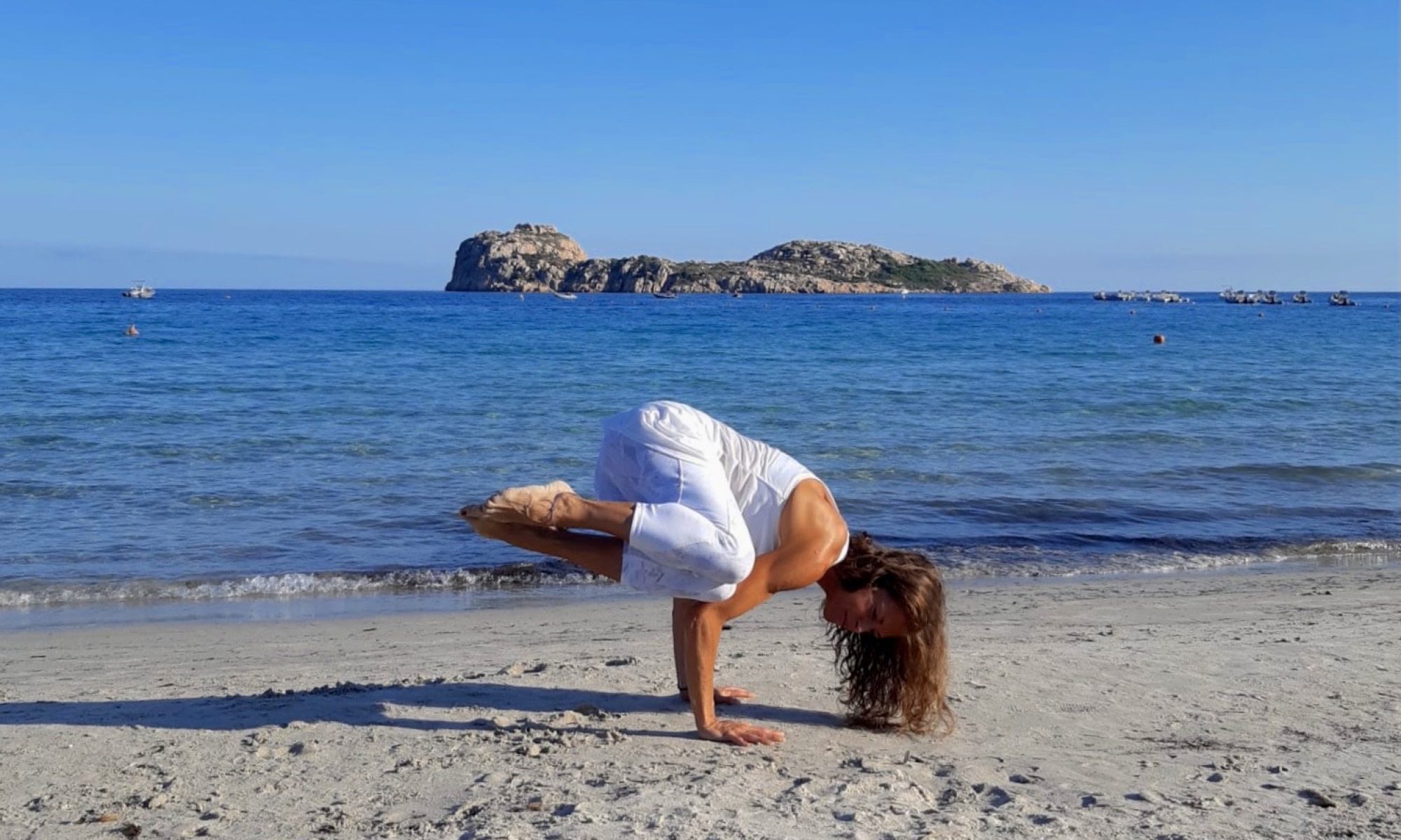 Nenne Yoga, Yoga Teacher, London Yoga Teacher, London Studio, Corporate Yoga classes, Ashtanga, Vinyasa, Mandala, Rocket, Yin, Meditation, Mindfulness, Pranayama, Breathwork, Community, Transformation, Healing, Wellness, Wellbeing, East London Yoga